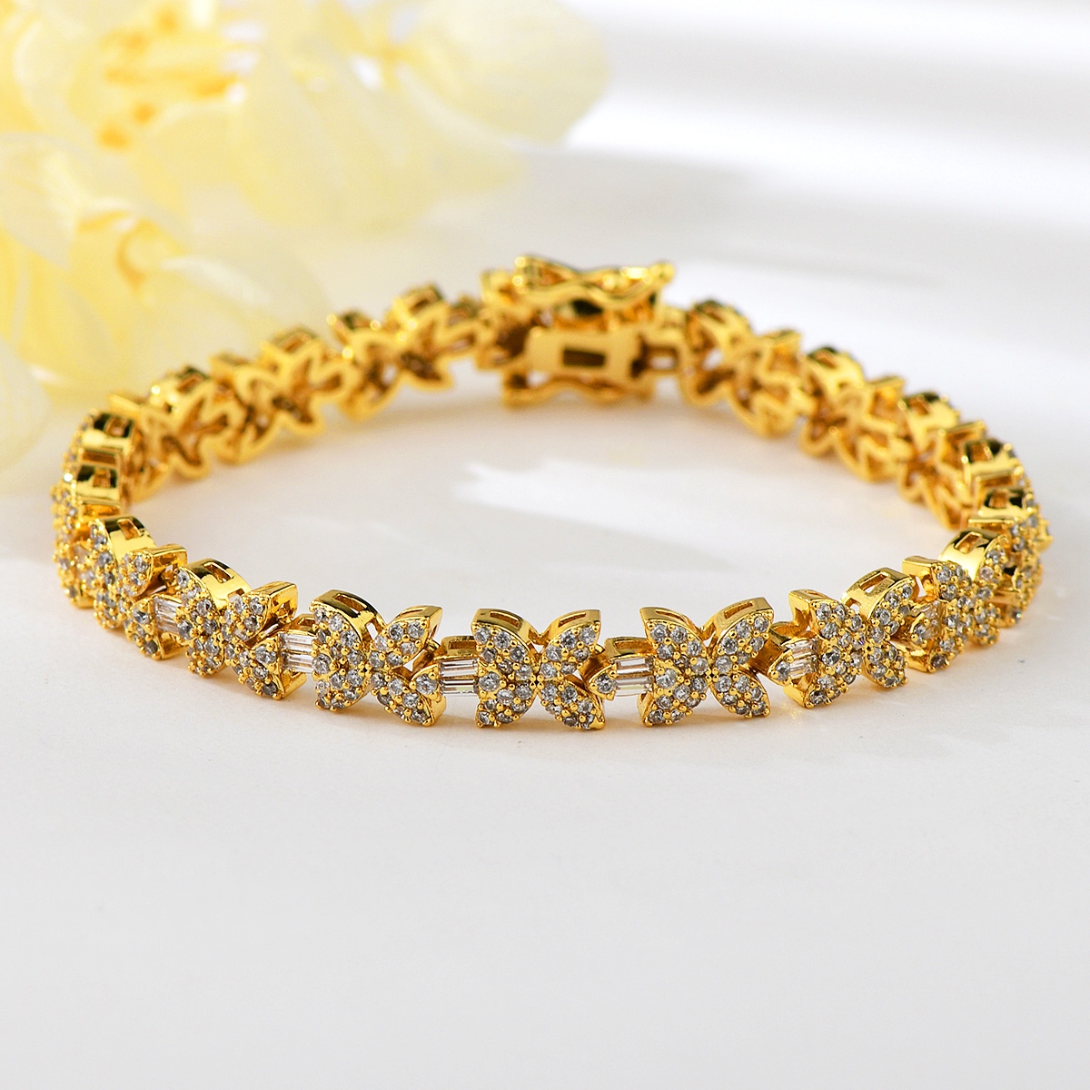 Great Value White Gold Plated Tennis Bracelet for Ladies
